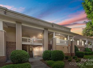 8921 Rosalyn Glen Rd, Cornelius, NC 28031