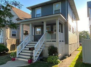 1712 Sheridan Ave, Whiting, IN 46394