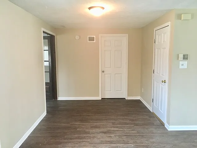 9403 Shenandoah Dr — Photo 14