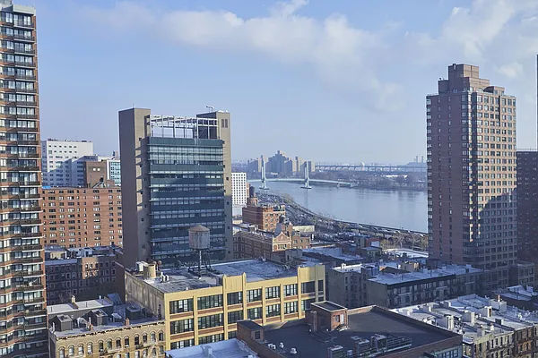 Rented by Brown Harris Stevens | media 9