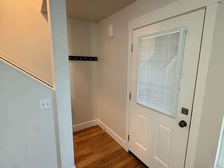 2132 W Sussex Ave — Photo 6