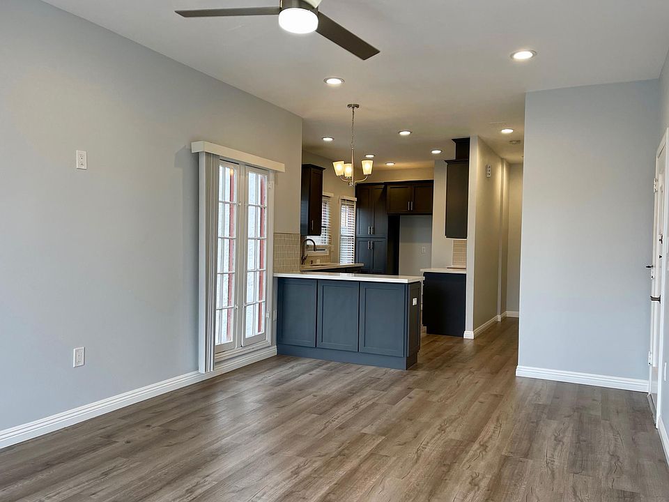 1st image of 3523 S Norton Ave #4