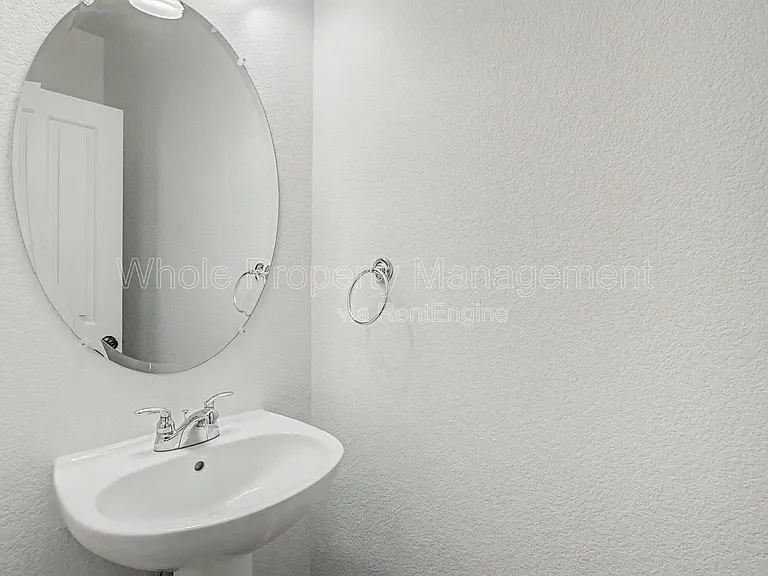 3884 Red Deer Trl — Photo 13