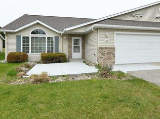 426 30th St N, Moorhead, MN 56560