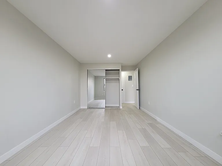 829 Greenwood Ave #3J — Photo 11