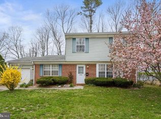 19 Windmill Dr, Clementon, NJ 08021