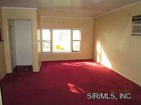 3rd image of 229 Rose Ln