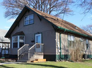1444 6th Ave S, Fargo, ND 58103