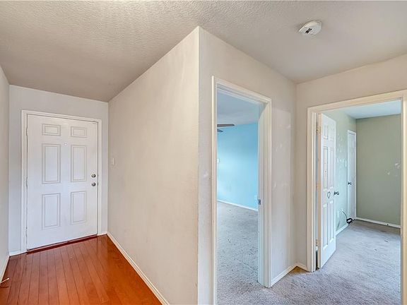 5th image of 3021 Glenrose Dr