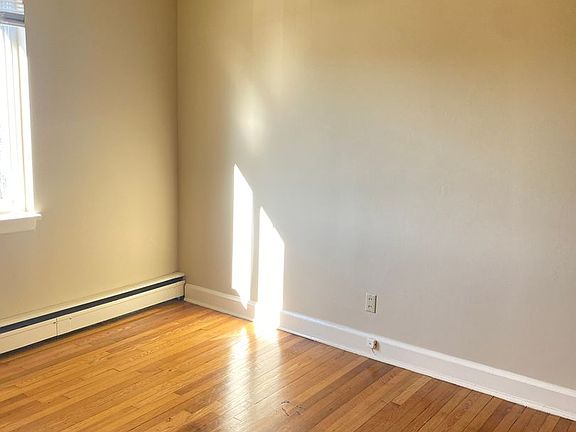 5th image of 55 Grove St #14
