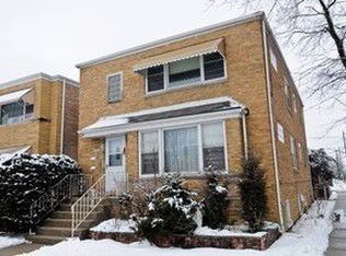 5558 N Mango Ave, Chicago, IL 60630