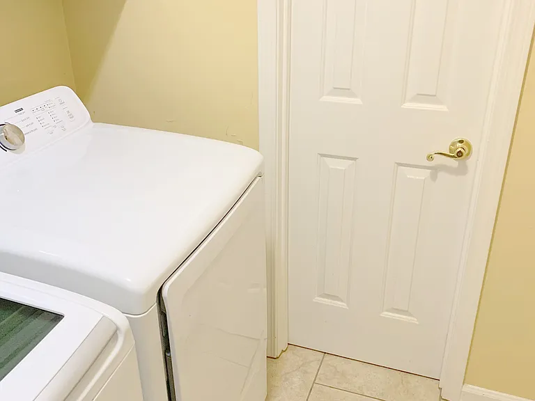 2050 Norcross Dr — Photo 11