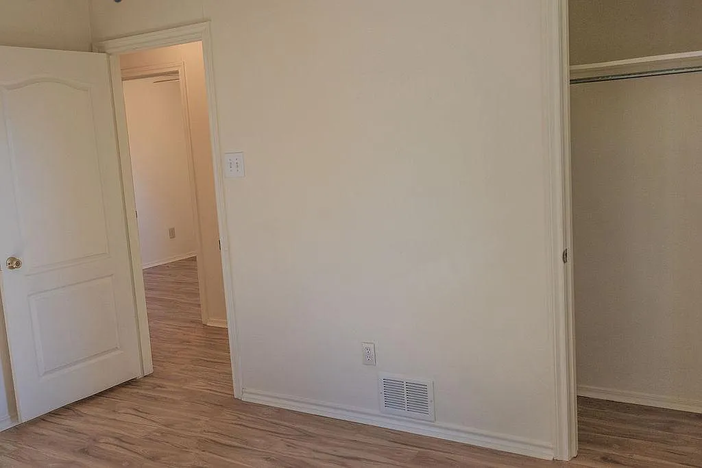 3 bed, 864 sqft, $1,450 — Photo 4