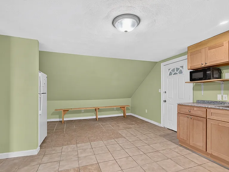 57 Linden Ave #3 — Photo 2
