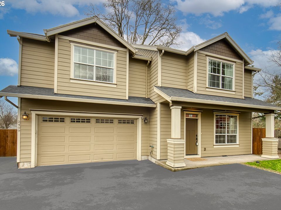 1st image of 2409 SE Oak Grove Blvd