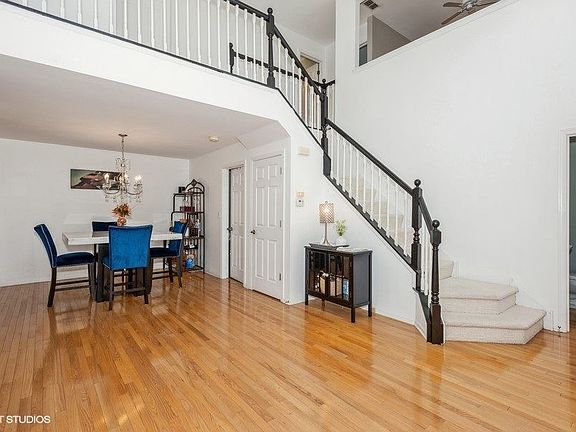 5th image of 1714 Dixon Dr