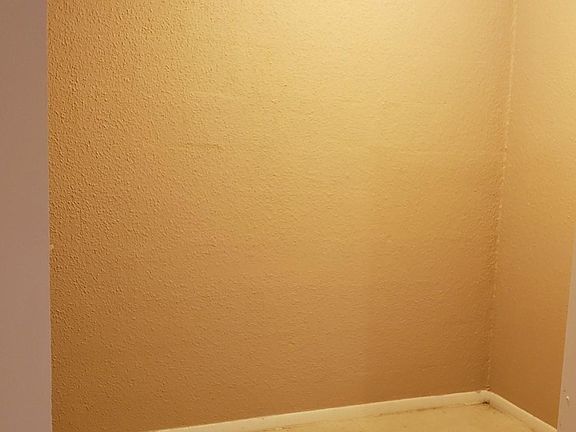 4th image of 3105 W Mallory St