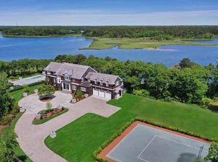 160 Peppercorn Ln, Barnstable, MA 02630