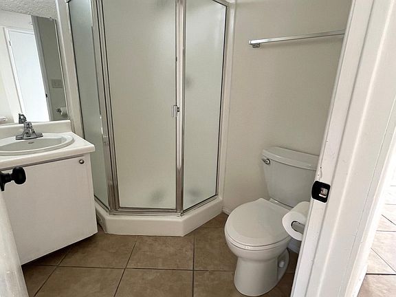 2 bathrooms