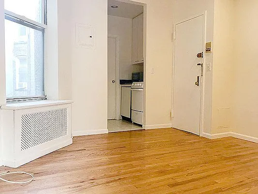Rented by AJ Clarke | media 8