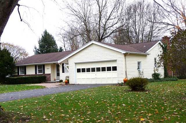 1st image of 11 Kitty Hawk Dr