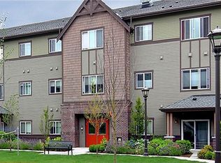 973 NE Ingram St UNIT 305, Issaquah, WA 98029