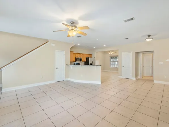 532 Maple Ave, Niceville, FL 32578