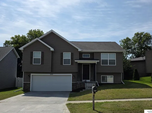 3017 W Peach St, Lincoln, NE 68522