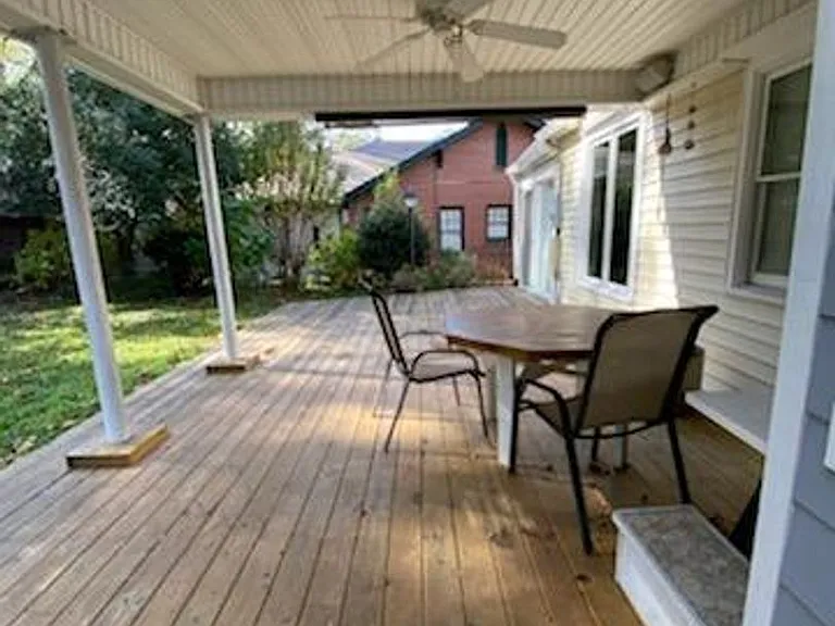 1708 Richard St — Photo 29