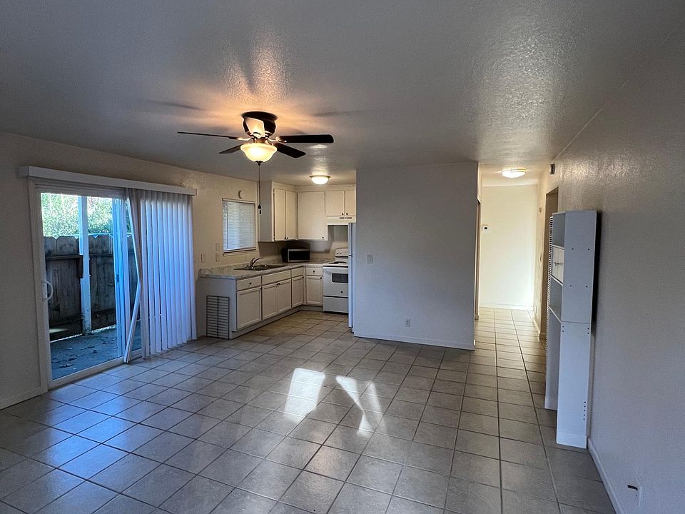 Open living room/kitchen