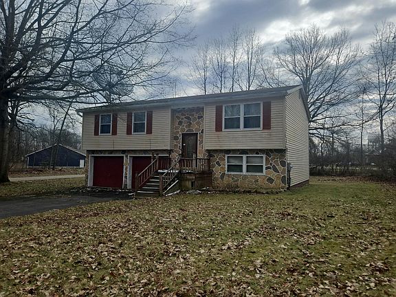 2nd image of 223 Rutledge Dr