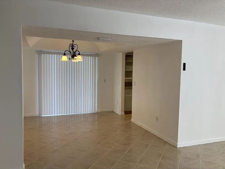 1243 Kinglet Ter — Photo 18