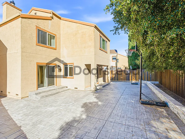 2768 Gamble Ct — Photo 45