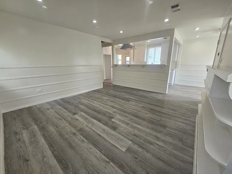 10544 Helendale Ave — Photo 3