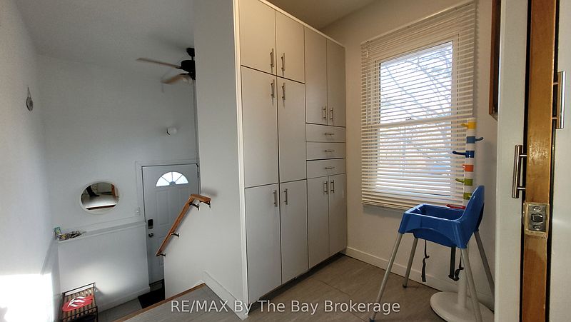 Wasaga Beach House for rent - 5 Bedrooms — photo 19