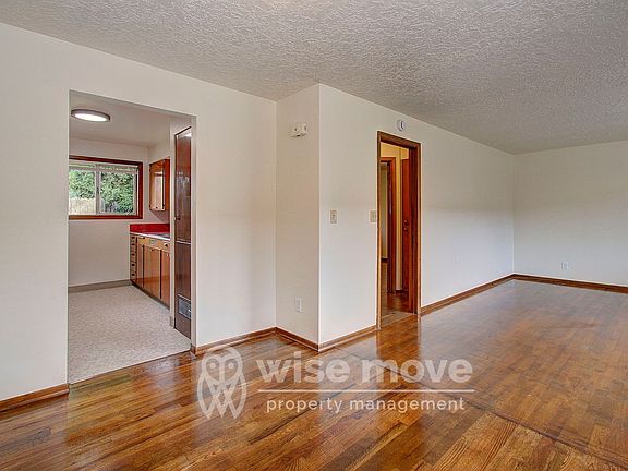 5th image of 2605 E Mill Plain Blvd Unit 14