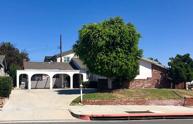 1st image of 14616 Adelfa Dr