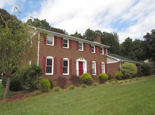 3092 Quail Dr, Newton, NC 28658