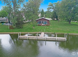 17748 170th Ave, Spring Lake, MI 49456