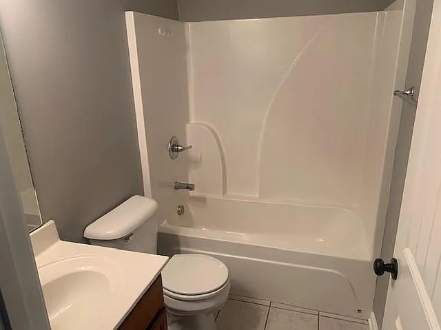 850 Tracy Ln #4 — Photo 5