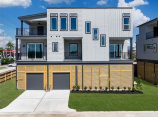 4408 Anthony Court Ln, Seabrook, TX 77586