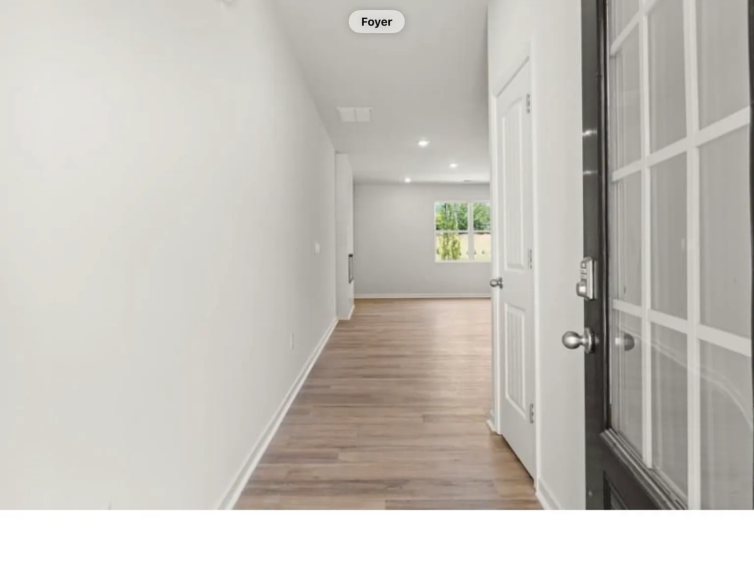3 bed, 2.5 bath, 2105 sqft, $2,350 — Photo 3