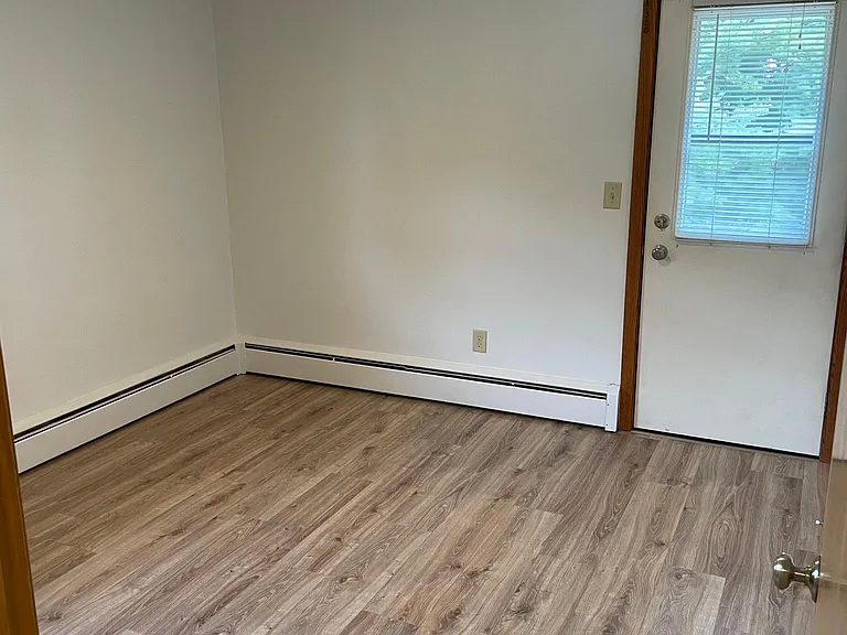 701 Pinecrest Dr #3 — Photo 10