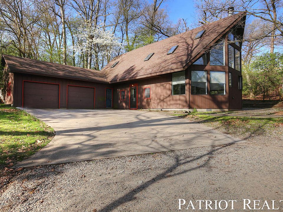 1st image of 3233 Shadyside Dr NE