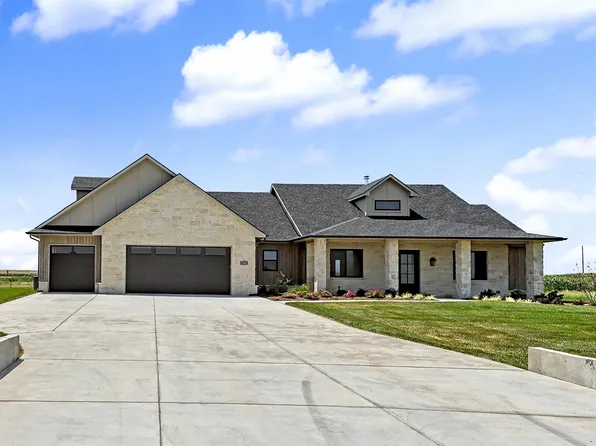 24770 W Stonebottom Ct, Goddard, KS 67052