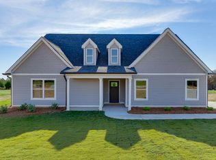 129 Creek Stone Dr, Hartwell, GA 30643
