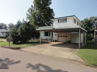 925 W Shawnee Ave, Nowata, OK 74048