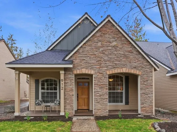 912 E Timber Pine Dr, Sisters, OR 97759