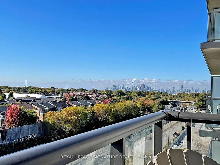 8 Trent Ave #821 — Photo 18