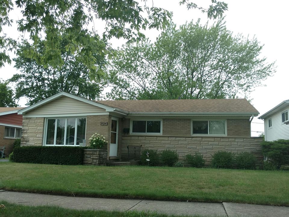 1st image of 15214 Hamlin Ave